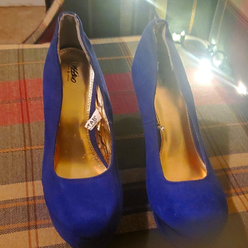 Massimo women wedges size 8 blue gold inside fair condition